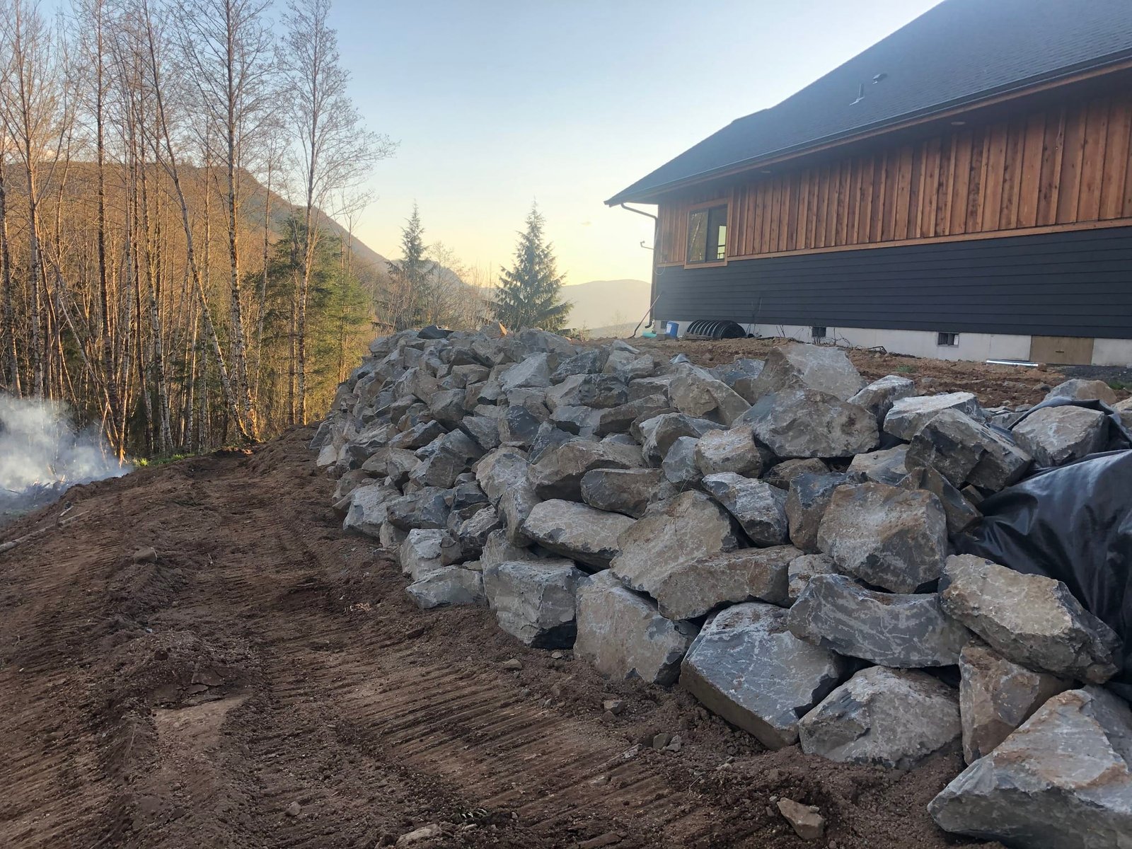 Retaining wall construction - Bloomstrom Construction